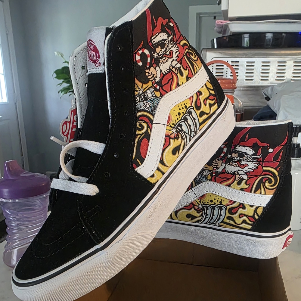 Vans Sk-8 Hi  Santa Flame Black